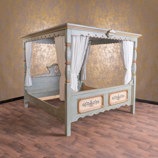 Voglauer Himmelbett Altblau 200x200 cm | Anno 1700