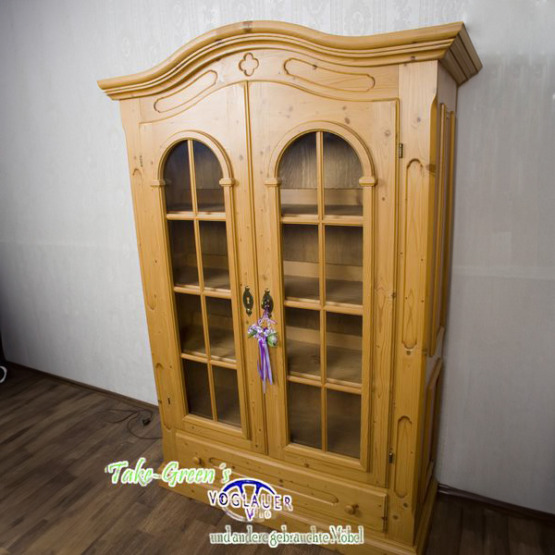 Voglauer Vitrinenschrank Goldton Antik | Anno 1800