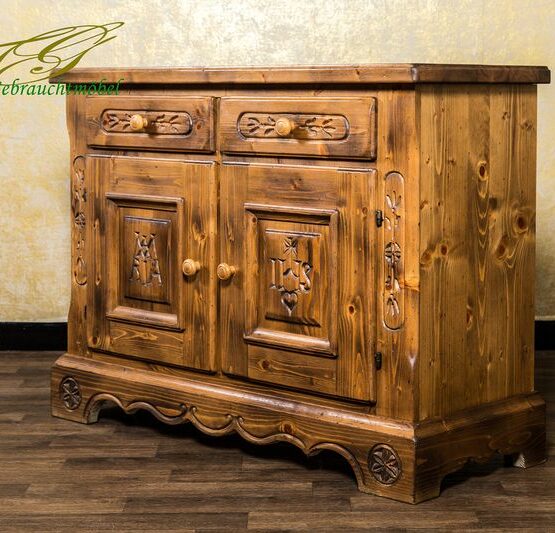 Anno 1600 Kommode mit Türen