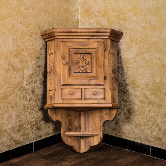 Voglauer Eckhängeschrank Braun | Anno 1600