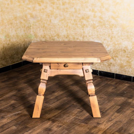 Voglauer Jogltisch Braun | Anno 1600