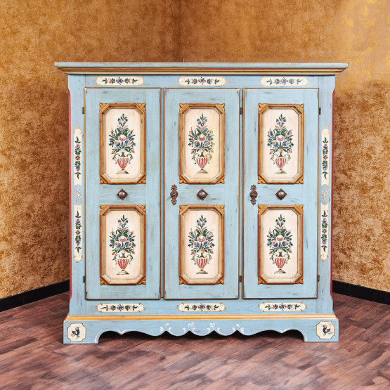 Voglauer Kleiderschrank Dreitürig Altblau | Anno 1700