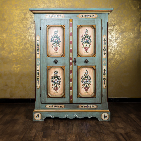 Voglauer Bauernschrank Altblau | Anno 1700