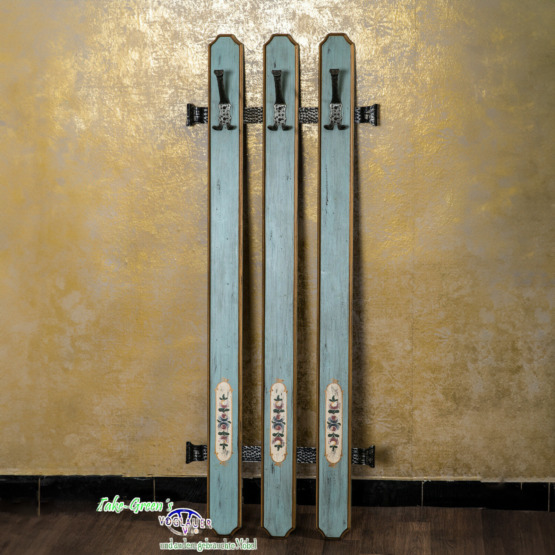 Voglauer Dreistrebige Wandgarderobe Altblau | Anno 1700