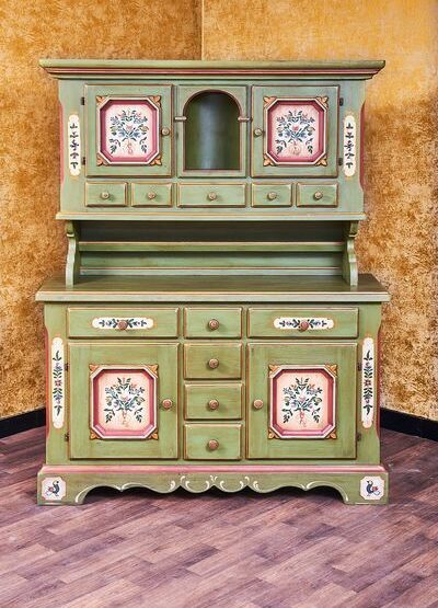 Anno 1700 Altgrün Buffetschrank