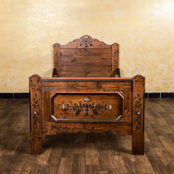 Voglauer Einzelbett Braun Antik | Anno 1700