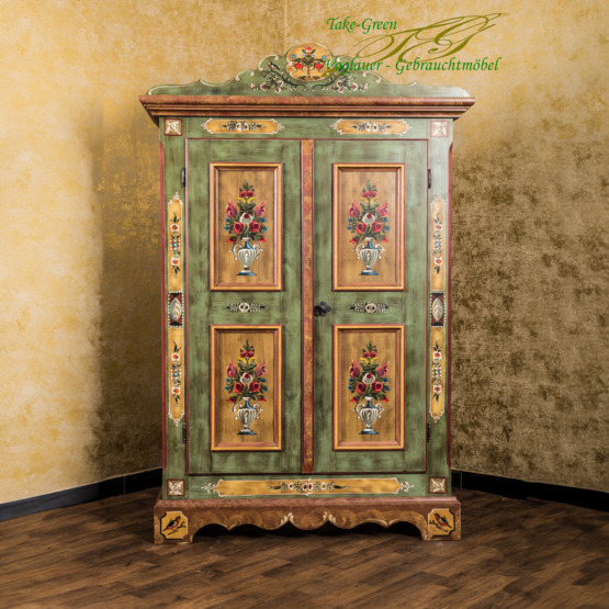 Voglauer Kleiderschrank Altgrün | Anno 1800