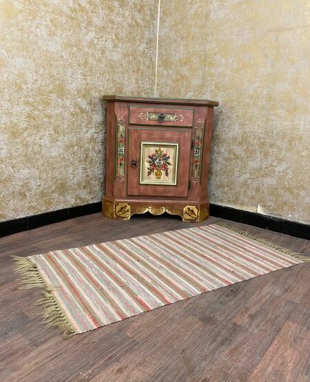 Anno 1800 Altrosa Eckkommode