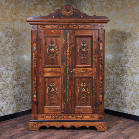 Voglauer Bauernschrank Braun Antik | Anno 1800