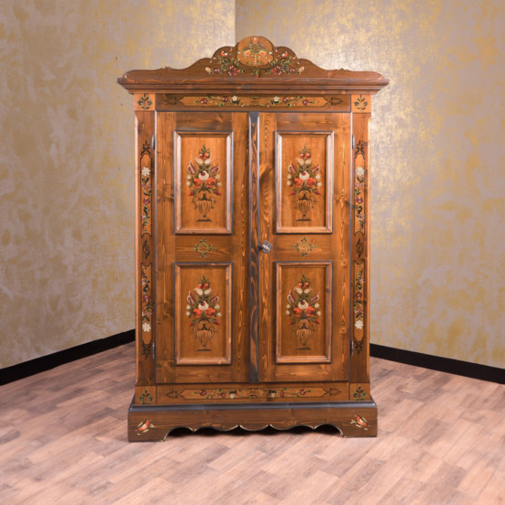 Voglauer Kleiderschrank Braun Antik | Anno 1800