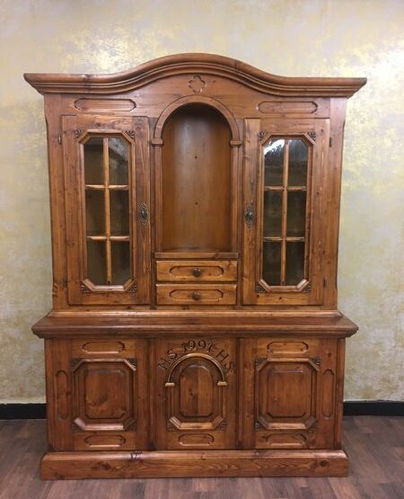 Anno 1900 Dunkel Antik Vitrine