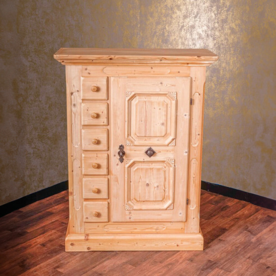 Voglauer Haushaltsschrank Hell Antik | Anno 1900