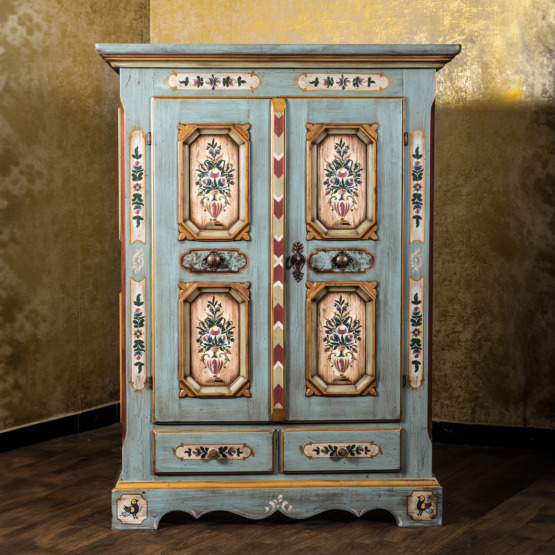 Voglauer Wäsche- / Geschirrschrank Altblau | Anno 1700