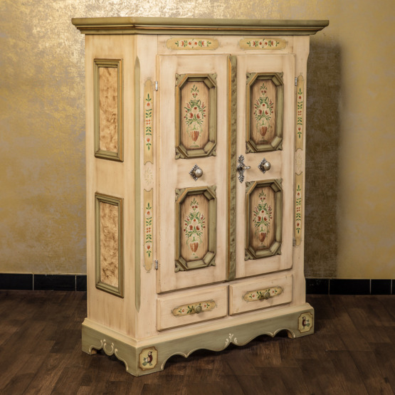 Voglauer Wäscheschrank Altweiß | Anno 1700