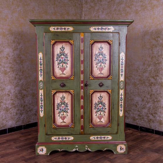 Voglauer Kleiderschrank Altgrün | Anno 1700