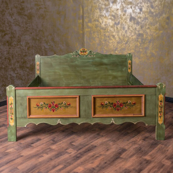 Voglauer Landhaus Doppelbett Altgrün | Anno 1800