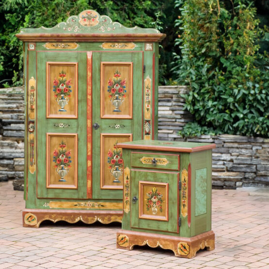 Voglauer Schränkchen Landhaus Altgrün | Anno 1800