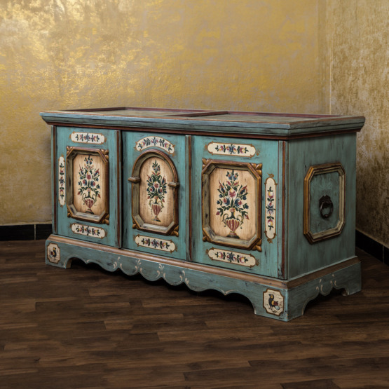 Voglauer Truhenanrichte Altblau | Anno 1700