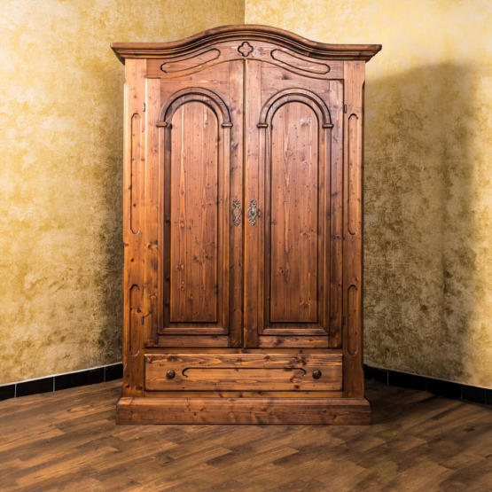 Voglauer Bauernschrank Braun | Anno 1900